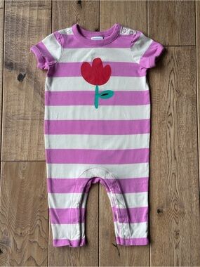 Hanna Andersson Tulip Stripe Baby Graphic Romper size 6-12 Months